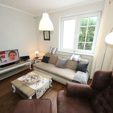 Windfluchter Mit Deichblick - Ferienwohnung 01 & 02